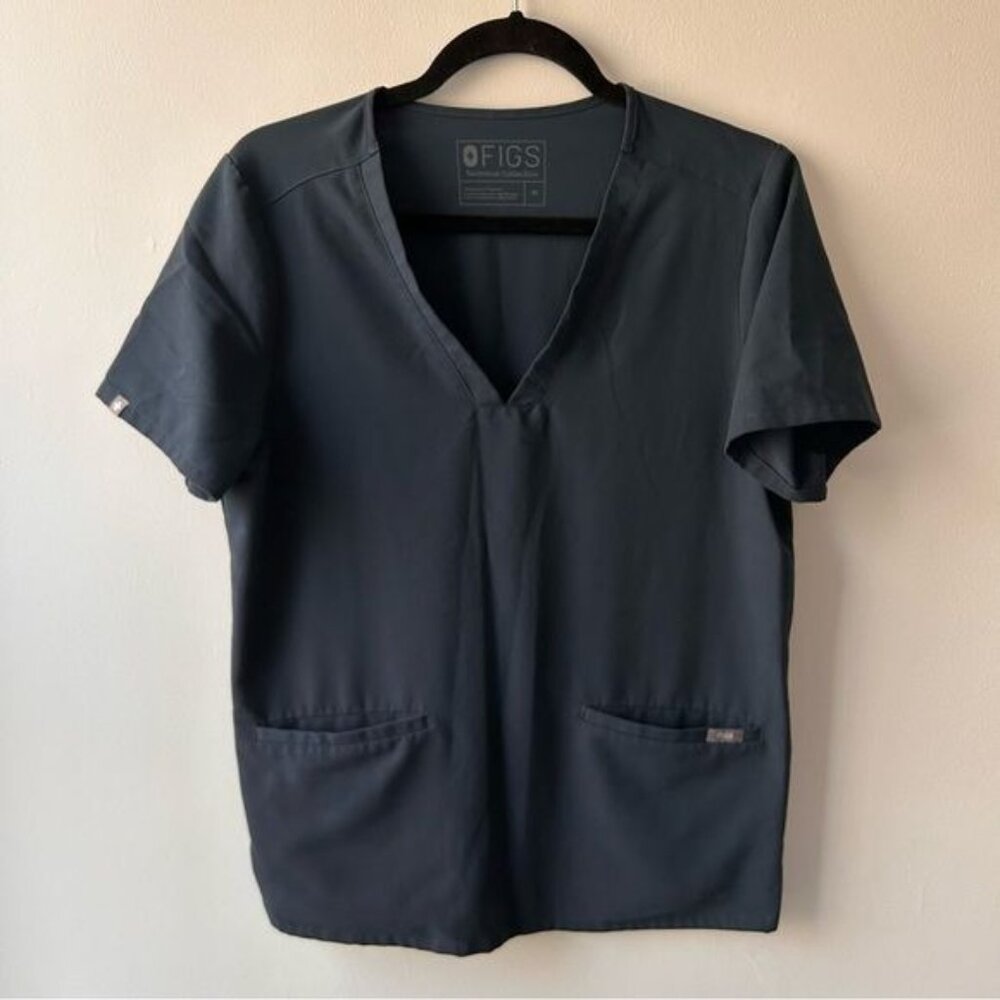FIGS Technical Collection Casma Three Pocket Scrub Top Blue Size Medium